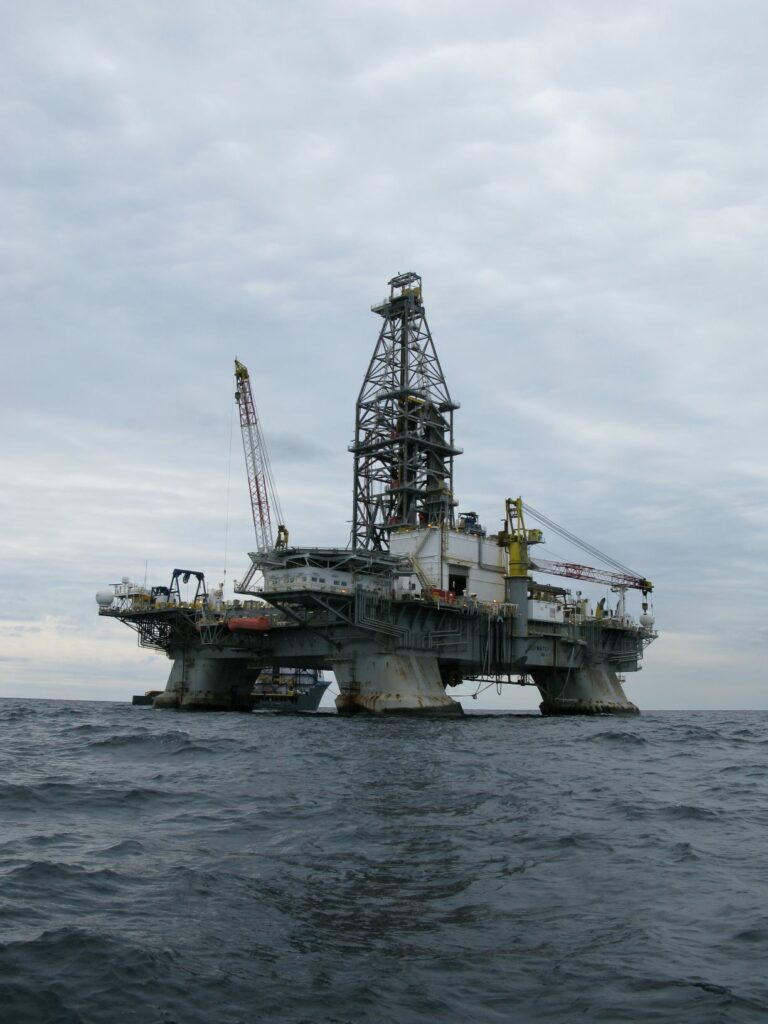 Oil rig